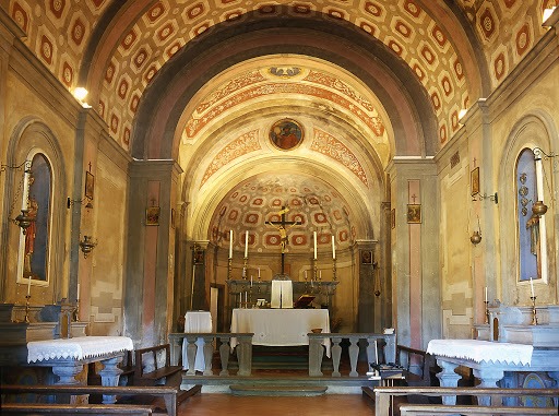chiesa_interno_Sant_Eustachio.jpg